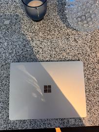 Microsoft Surface Laptop