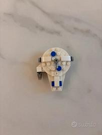 LEGO Star Wars Micro Millennium Falcon