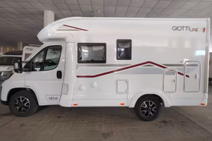 Camper semintegrale 