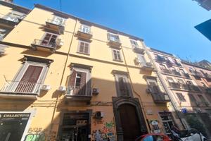 C.so Umberto-Ampio appartamento in stabile d'epoca