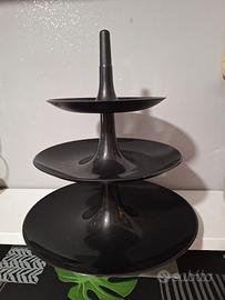 Alzatina Koziol tre livelli nera in plastica 30x35