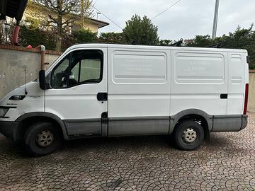 Furgone IVECO Daily