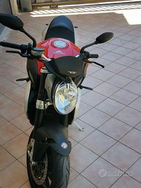 MV Agusta Brutale 675