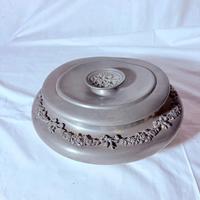 Centrotavola portaoggetti in peltro anni '50