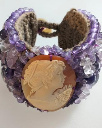 bracciale in ametista viola e cameo sardonico 
