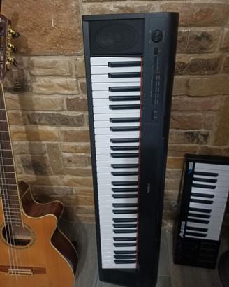 Tastiera Yamaha Piaggero np12