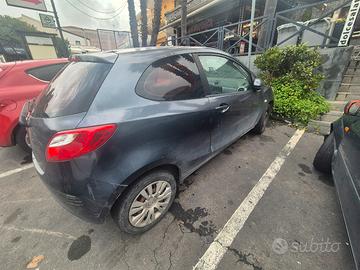 mazda 2  1.4 