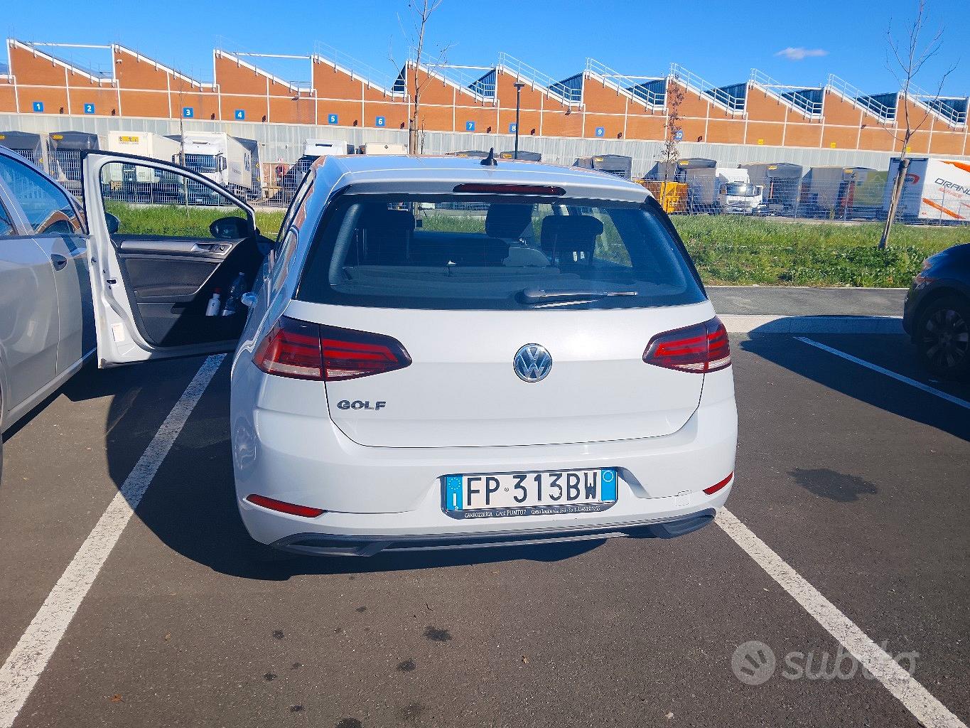 Volkswagen Golf 2018 photo 3