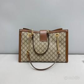 GucciPadlock medio con anello