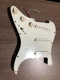 Battipenna stratocaster assemblato