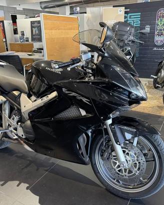 HONDA VFR 800 F VFR 800 v-tec