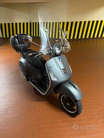 Piaggio Vespa 300 GTS - 2016