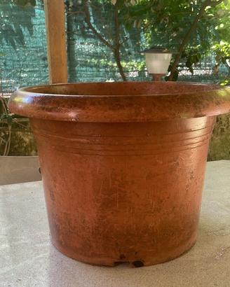 Grande vaso in plastica