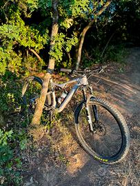 Orbea Oiz H10 TR (2022) - Shimano XT - Taglia L