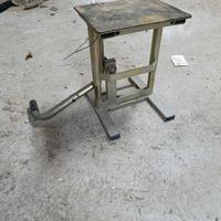 cavalletto per moto da cross 