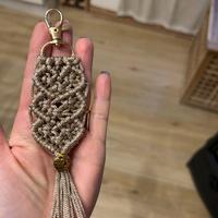 Poratchiavi a cuore in macramè