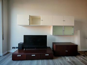 Parete attrezzata tv