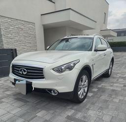 INFINITI QX 70 PREMIUM GT