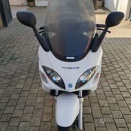 Piaggio X9 250