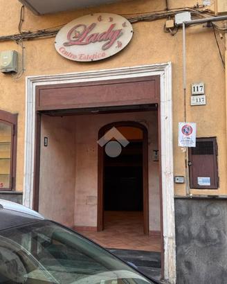 NEGOZIO A CASTELLAMMARE DI STABIA