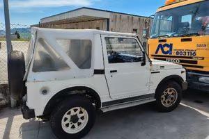 Suzuki Sj 500