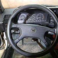 VOLANTE LANCIA THEMA «I» SW (1990)