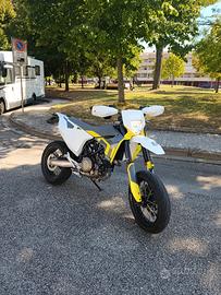 Husqvarna 701 SM  Depo 