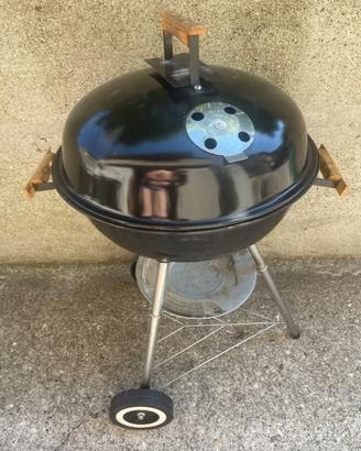 Barbecue à carbone