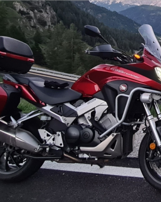 Honda crossrunner 800