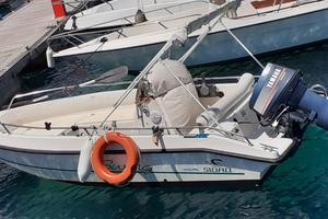 Barca Open 5,5 + Motore Yamaha ( Leggete tutto)