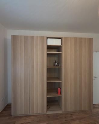 Guardaroba PAX effetto Rovere accessoriato