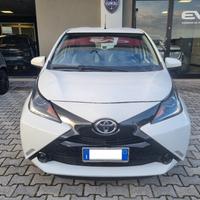 TOYOTA Aygo 1.0 VVT-i 69 CV 5 porte x-play