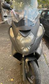 Scooter Honda Silver Wing 400