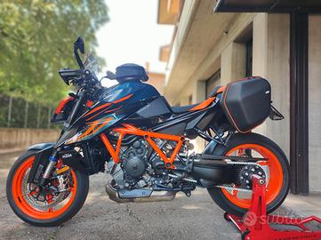 ktm superduke  1290 evo r