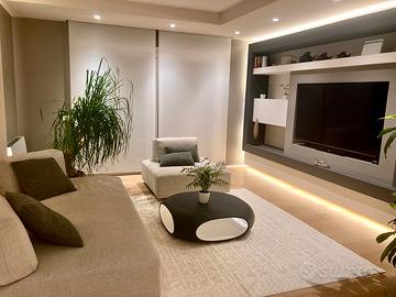 Ultimo piano di design con terrazza panoramica