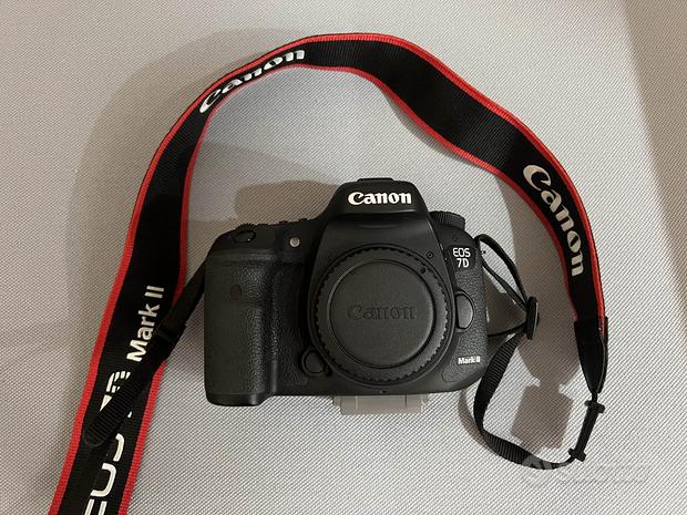 Canon Eos 7D Mark ii 15000 scatti