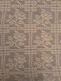 Copriletto  ad uncinetto fatto a mano 