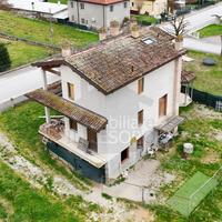 Villa a Borghi