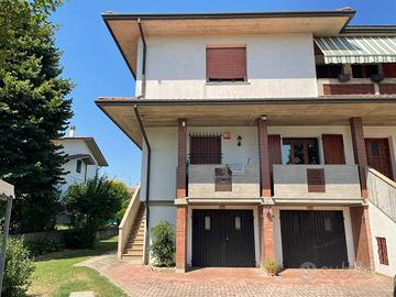 Villa di 134 m² con 4 locali e box auto doppio a M