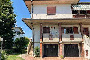 Villa di 134 m² con 4 locali e box auto doppio a M