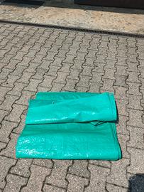 Telone da campeggio o copertura con occhielli