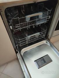 lavastoviglie Hoover 