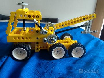 Lego Technic V 9 Motor + Lego Technic 8034