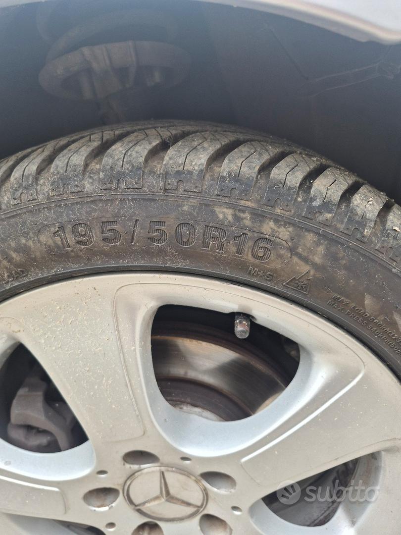 Mercedes-Benz Vaneo 2003 photo 4