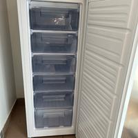 Congelatore a 6 cassetti 163lt