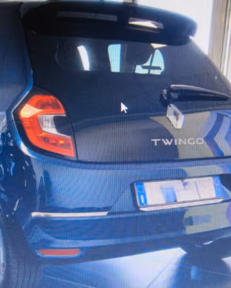 PARAURTI+KIT-SEN+CAMERA+FARI STOP X RENAULT-TWINGO