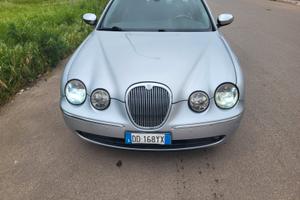 JAGUAR S-TYPE MOD. EXECUTIVE 
2.7D 