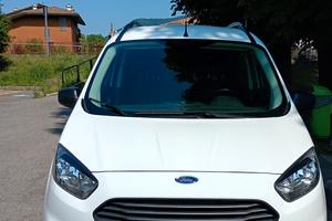 Ford Transit Courier 