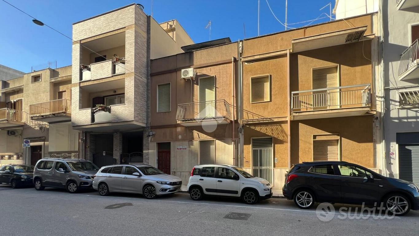 NEGOZIO A BRINDISI - Vista 3