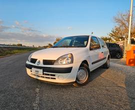 Renault Clio 1.5 dCi 82CV cat 3 van